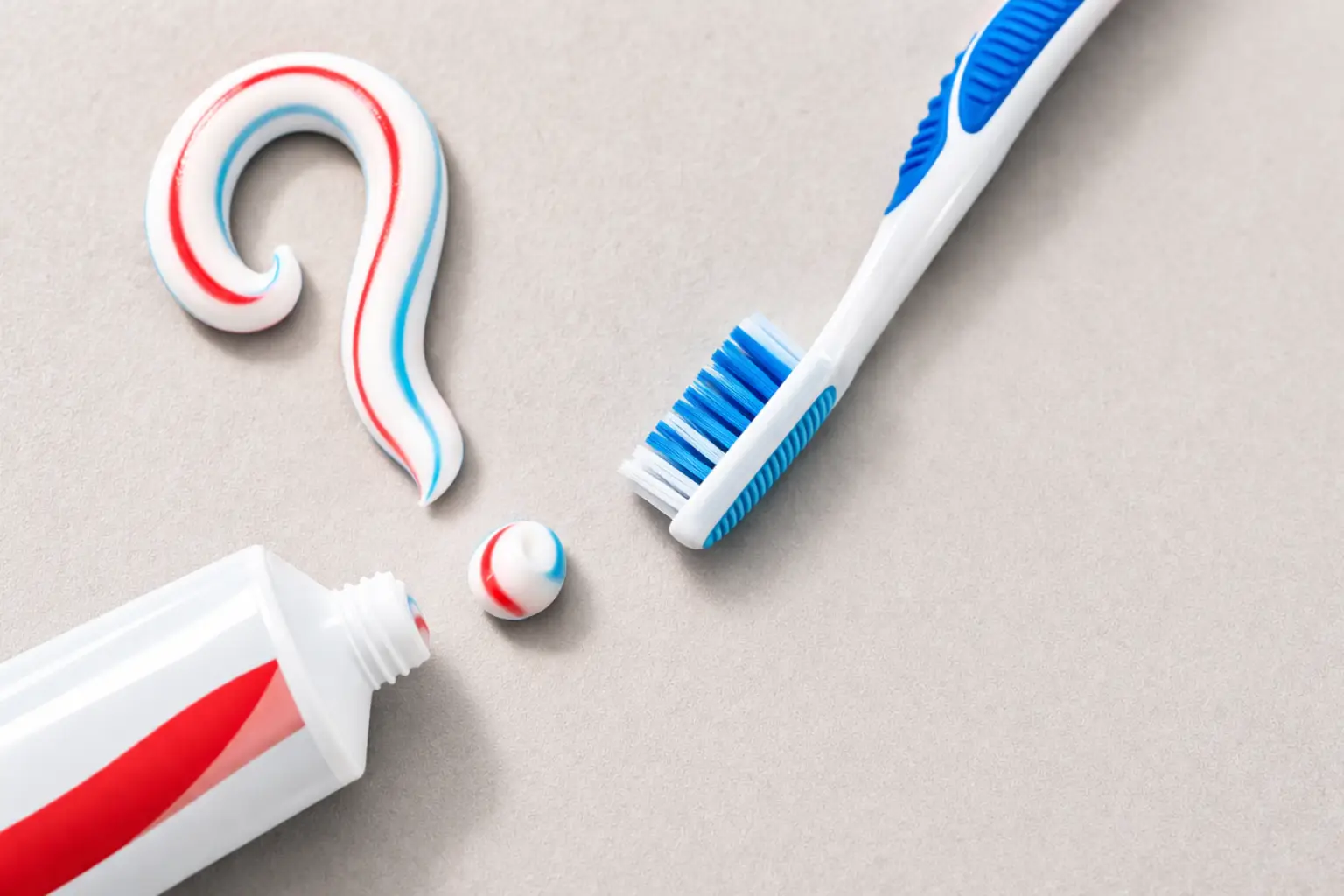 How to choose the right toothbrush and toothpaste